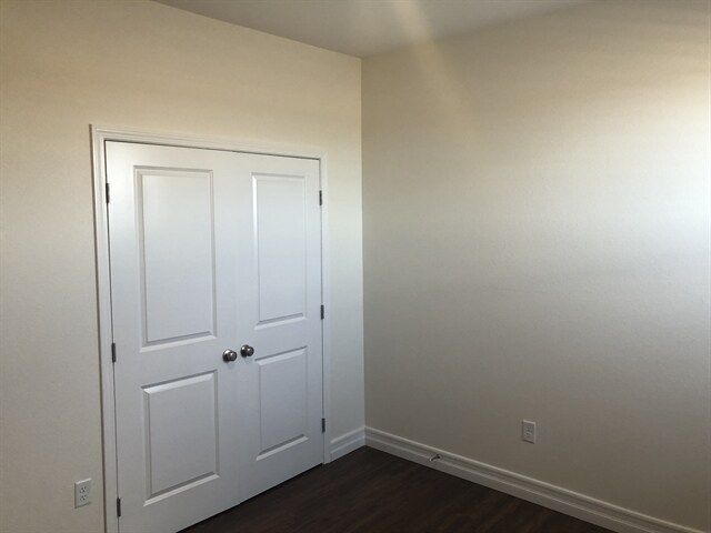 Building Photo - 5804 Petronius St