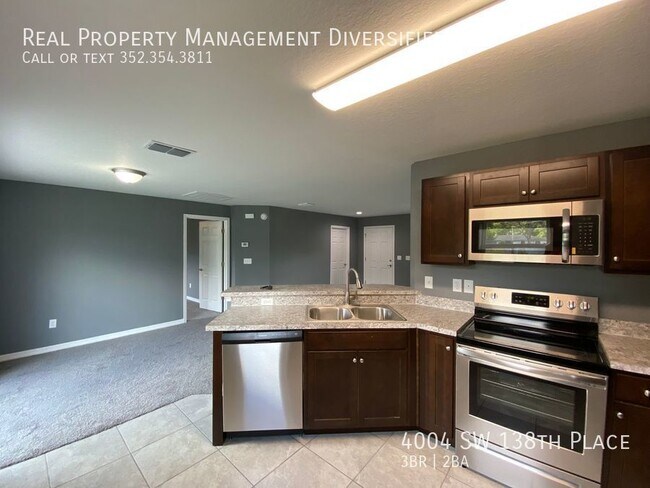 Building Photo - 4004 SW 138th Pl