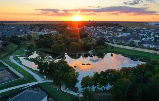 Building Photo - 101 Mountain Valley St