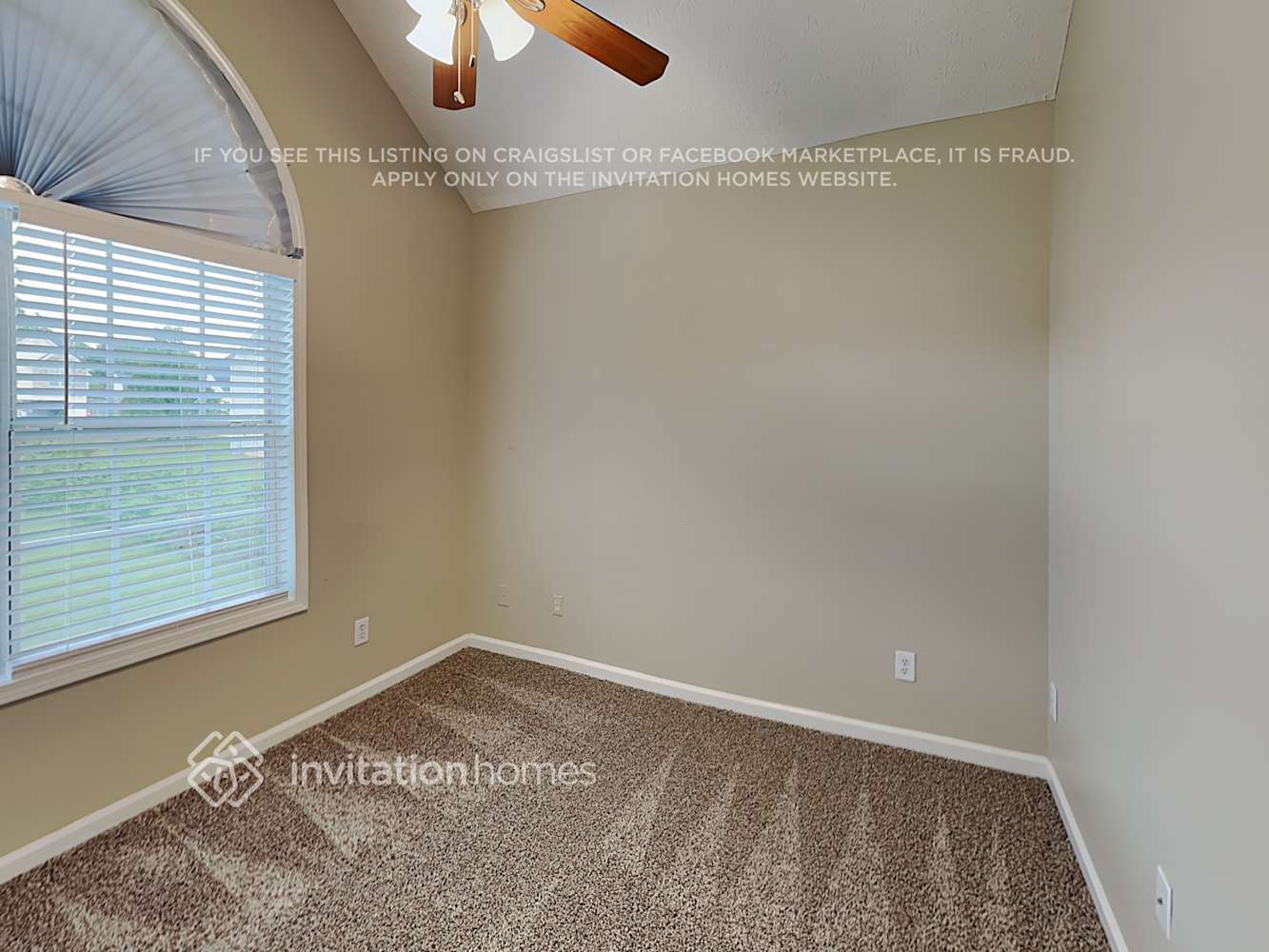 Building Photo - 661 Tipperary Rd