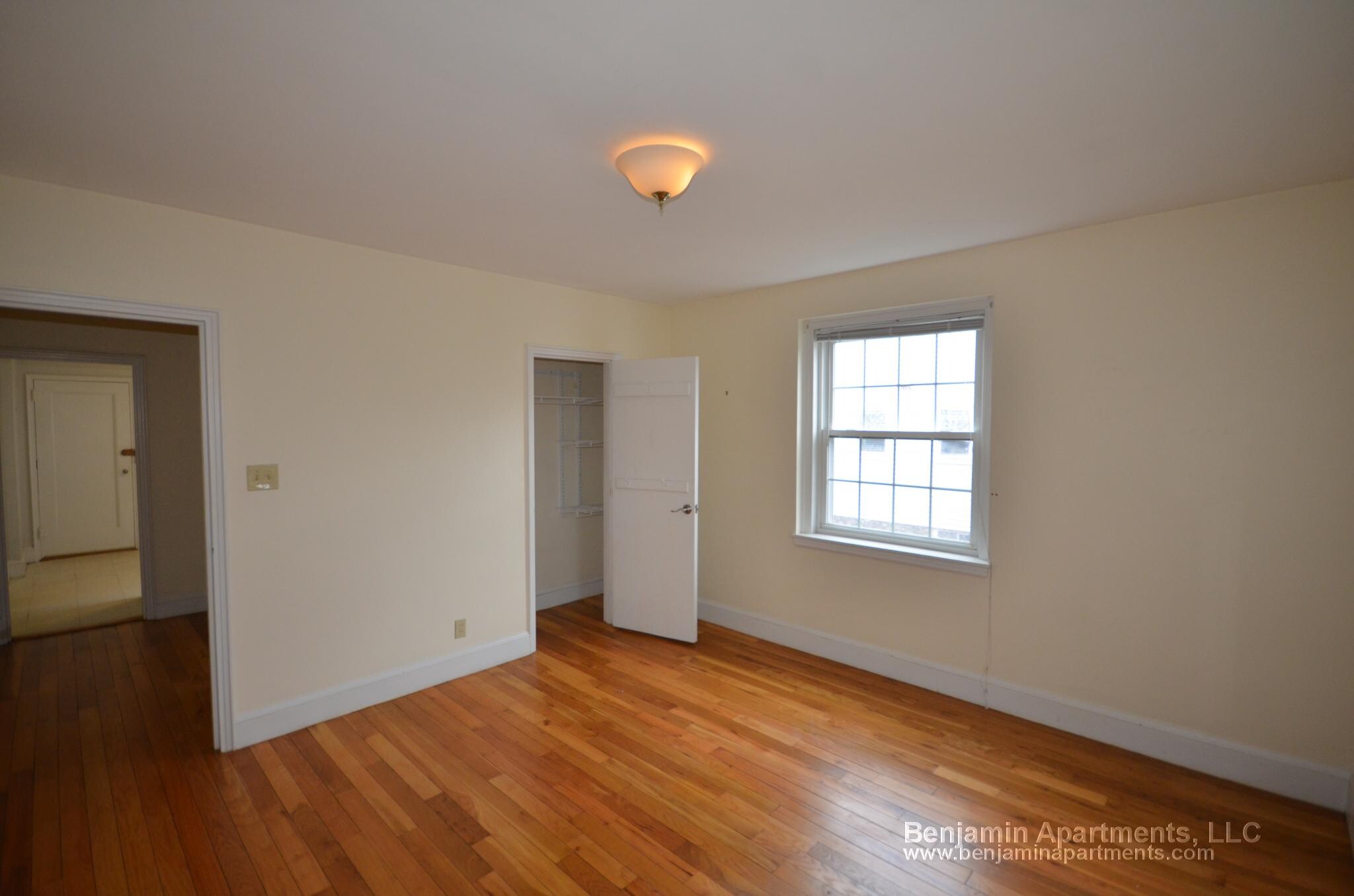 Building Photo - 480 Belmont St