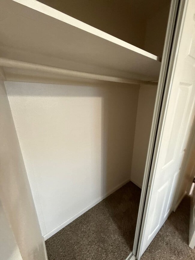 Building Photo - 1215 NW 11th St