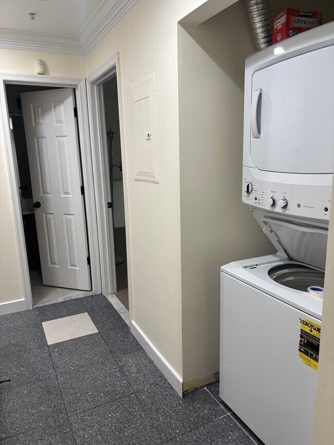 Building Photo - 4150 Crab Apple Ct