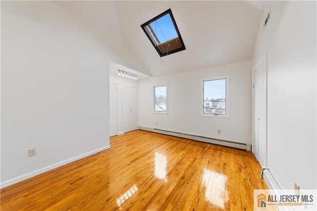 Building Photo - 1 Stanton St