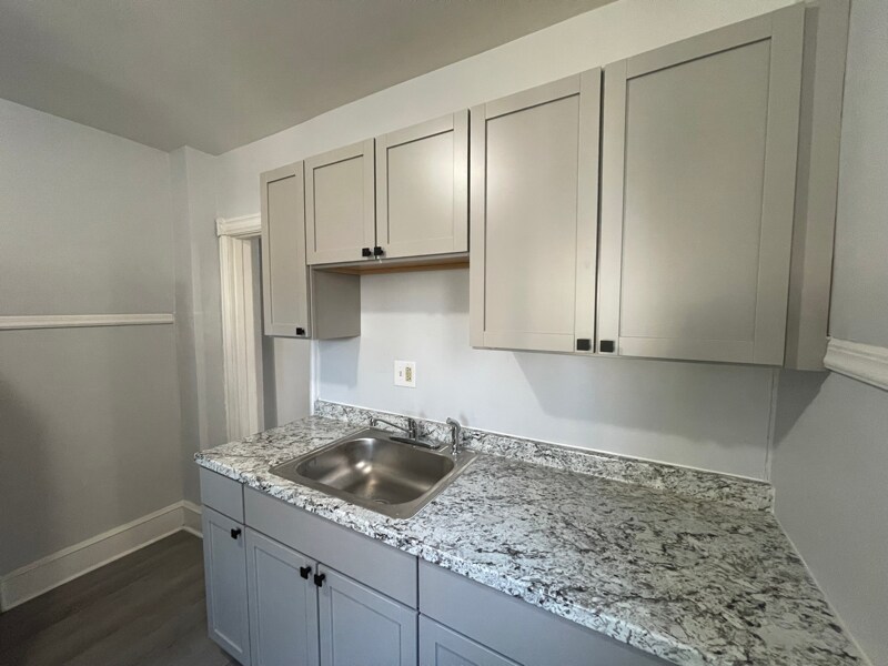 Building Photo - 417 N Rodney St