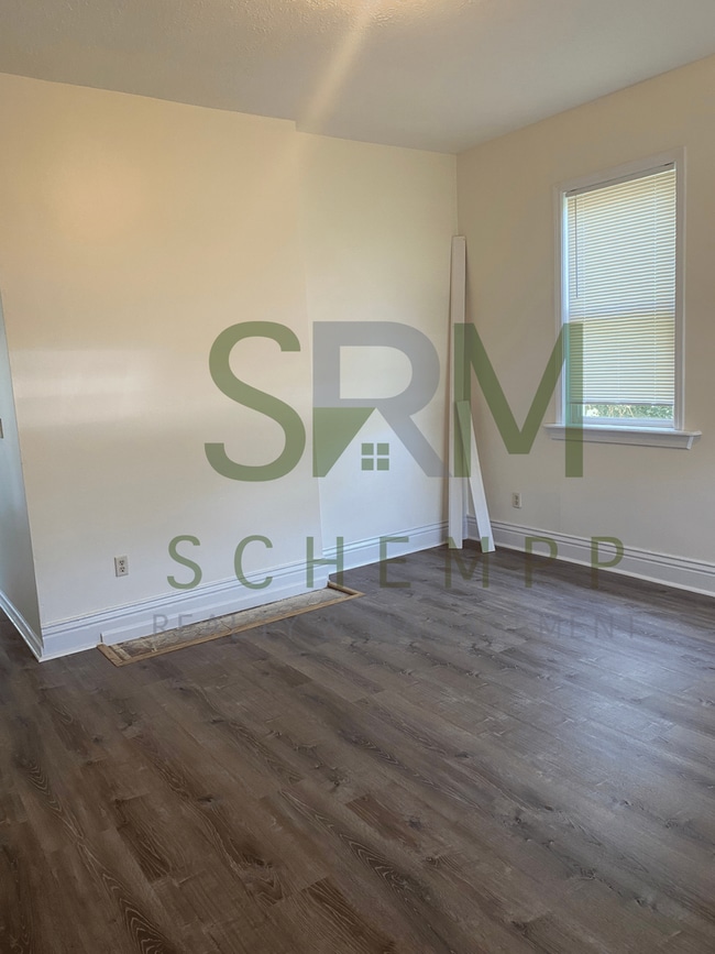 Building Photo - Updated three bedroom two bathroom home in West Louisville! *Section 8 accepted*