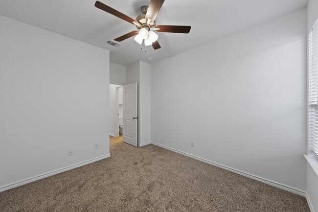 Building Photo - 7310 Caladium Dr