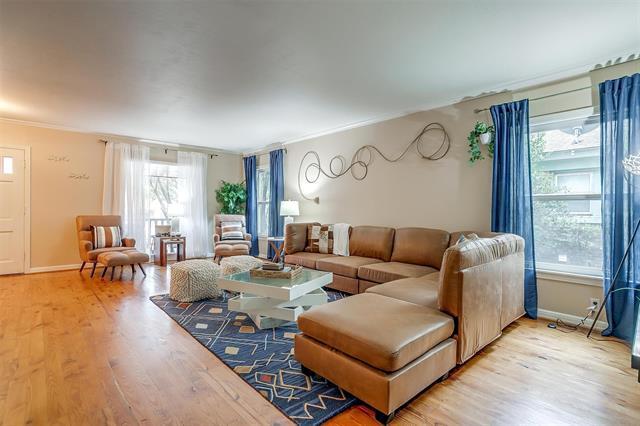 Building Photo - 1505 N Riverside Dr