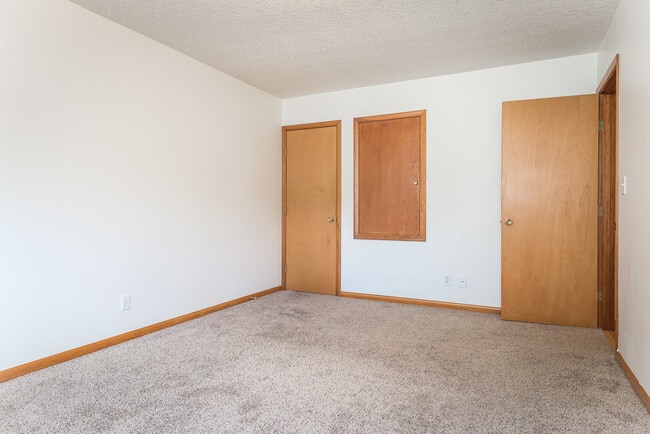 Building Photo - 3387 SE 10th Ave