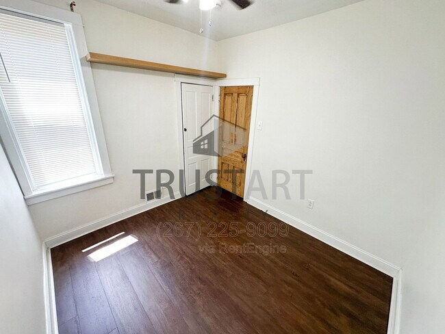 Building Photo - 2406 E Allegheny Ave