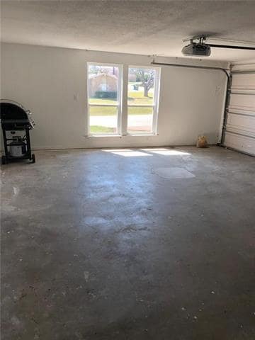 Building Photo - 405 Peninsula Dr