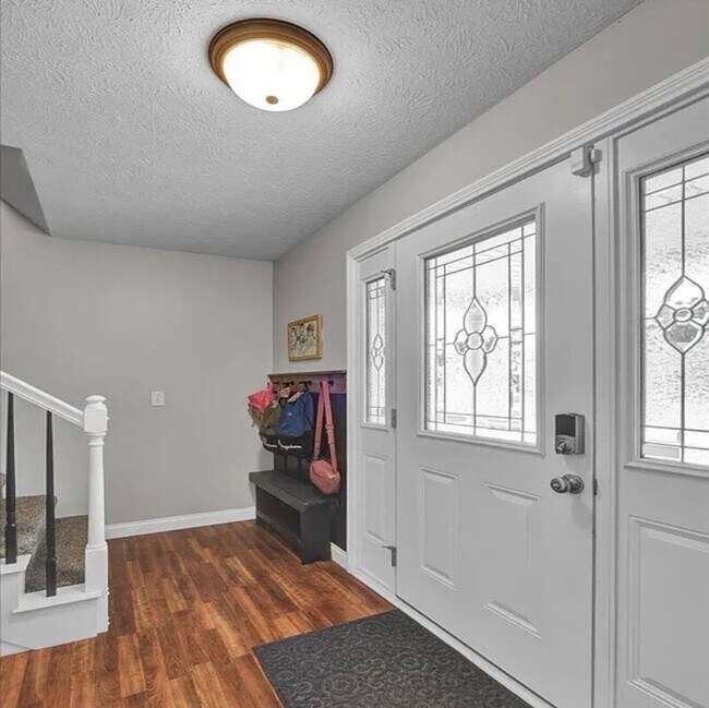 Building Photo - **For Keys in Hand ASAP - Inquire Within for Details**