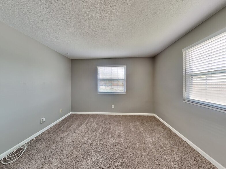 Building Photo - 1500 Gay Rd