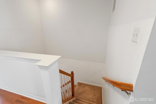 Building Photo - 1209 Blossom Cir