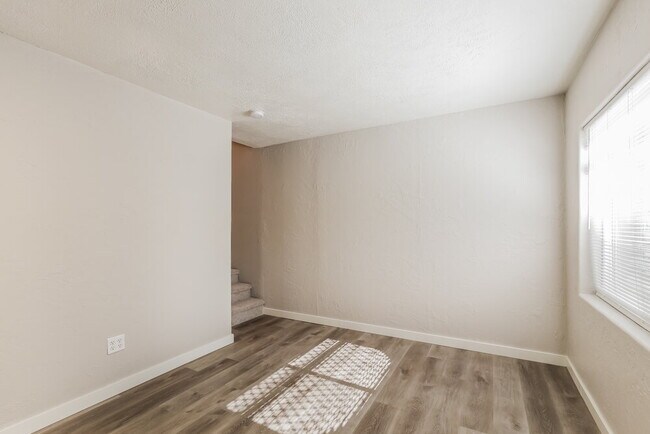 Building Photo - 3710 Tumwater W Dr