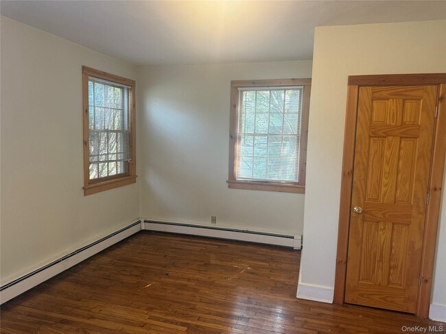 Building Photo - 953 Ripley Ln
