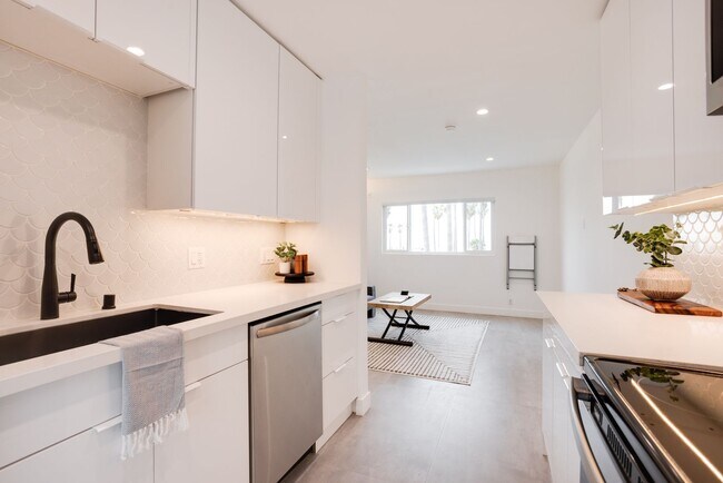 Building Photo - Welcome to your dream beachfront studio, l...