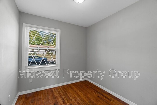 Building Photo - 1700 Newhall Ct