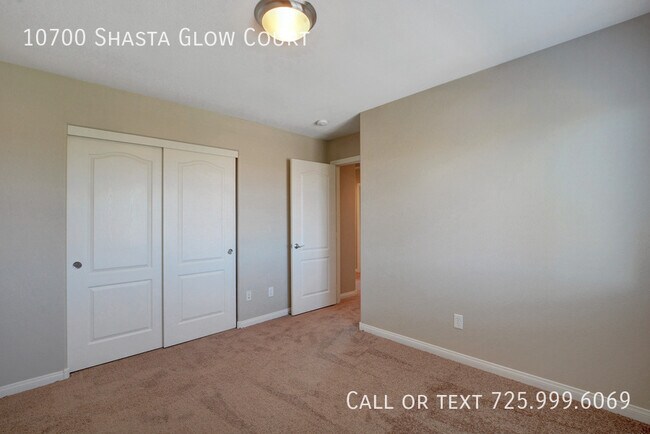 Building Photo - 10700 Shasta Glow Ct