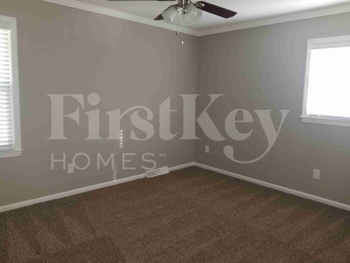 Building Photo - 4019 Ladson Rd