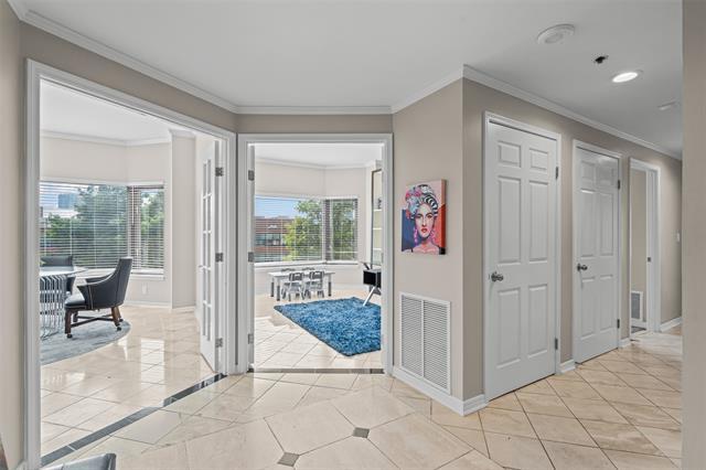 Building Photo - 3030 McKinney Ave