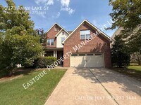 Building Photo - 2373 Rainy Lake St