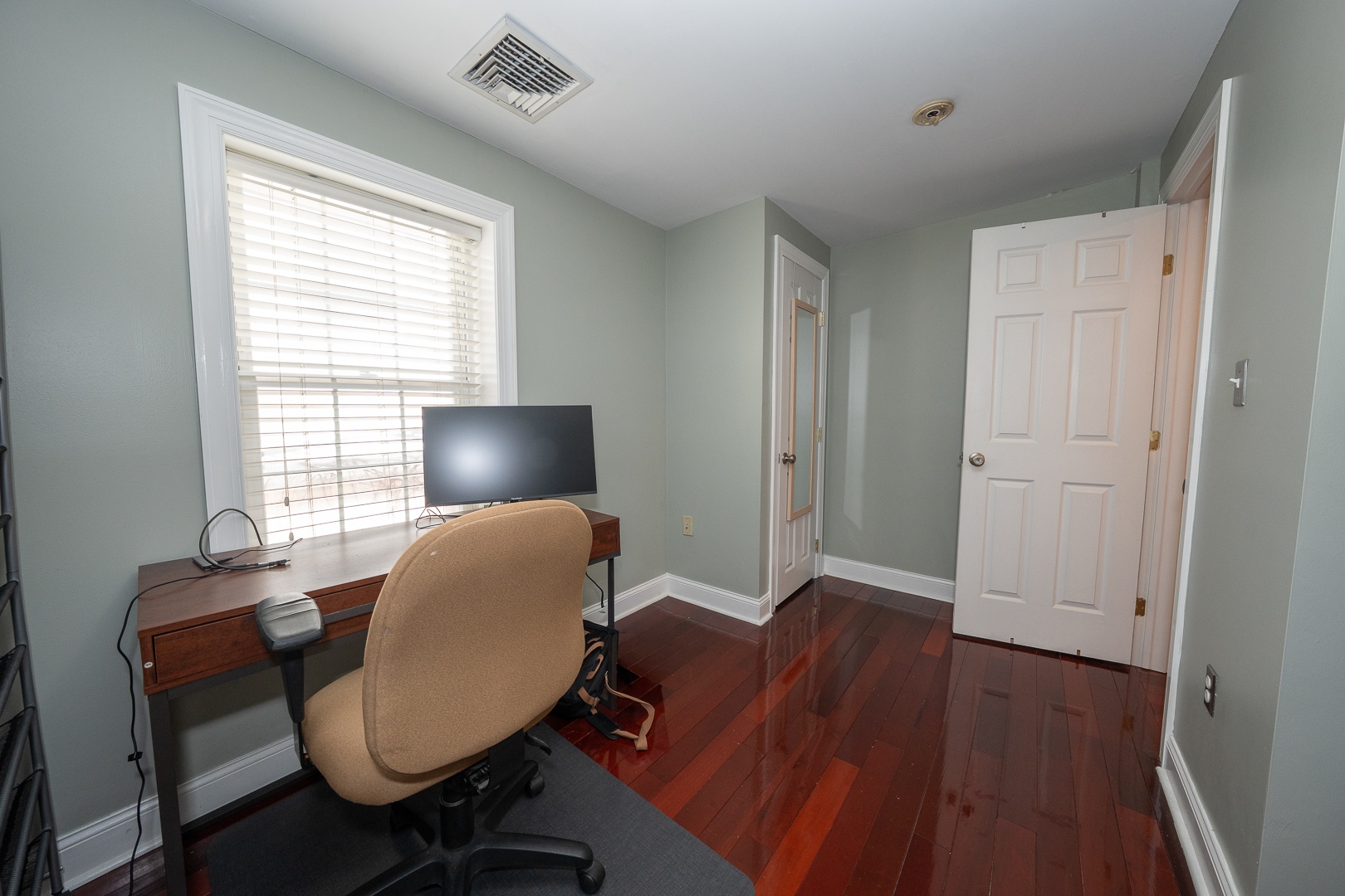 Building Photo - 2747 Harper St