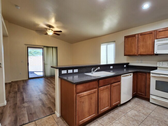 Building Photo - 12252 N Gadwall Dr