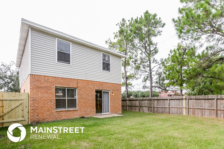 Building Photo - 7744 Ellis Dr