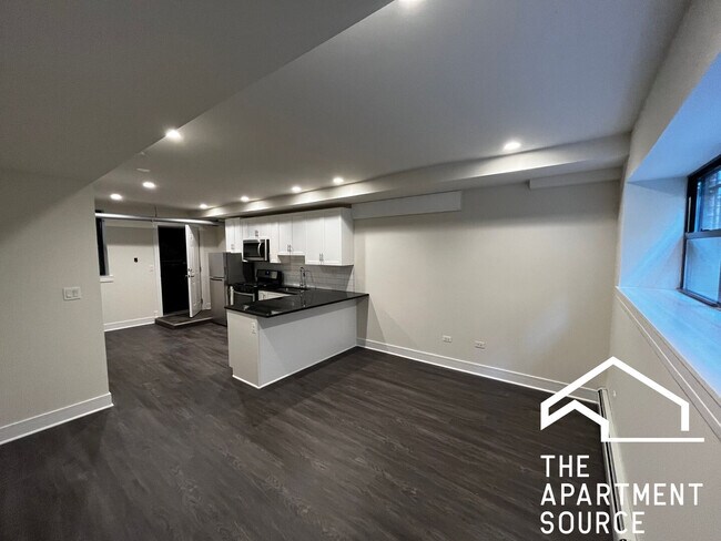 Building Photo - 720 W Grace St