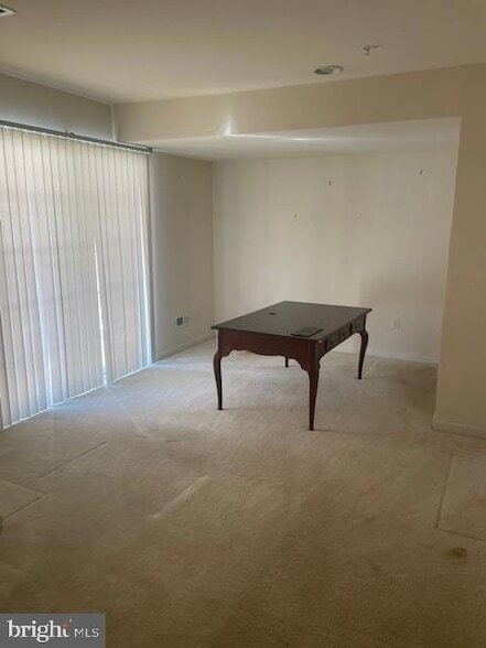 Building Photo - 112 Graystone Dr