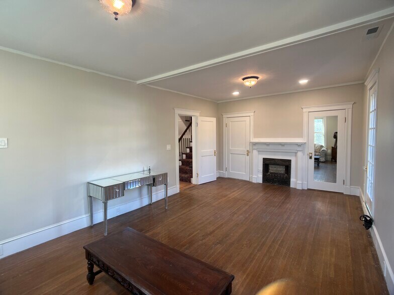 Building Photo - 1 Arborway