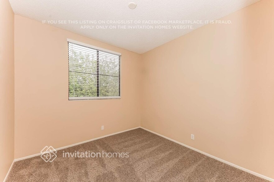 Building Photo - 25983 Whispering Wind Ct