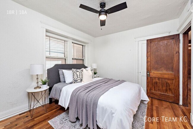 Building Photo - 1413 W 39th St