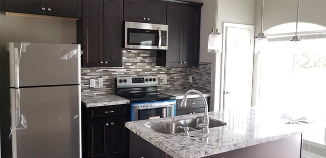 Building Photo - 4204 Stassen St