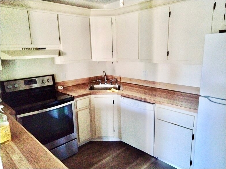 Building Photo - 4956 Sable Pine Cir