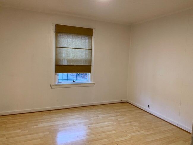 Building Photo - Beautiful Berkeley! One Bedroom apartment ...