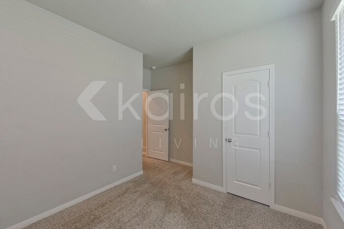 Building Photo - 900 NW 6th St