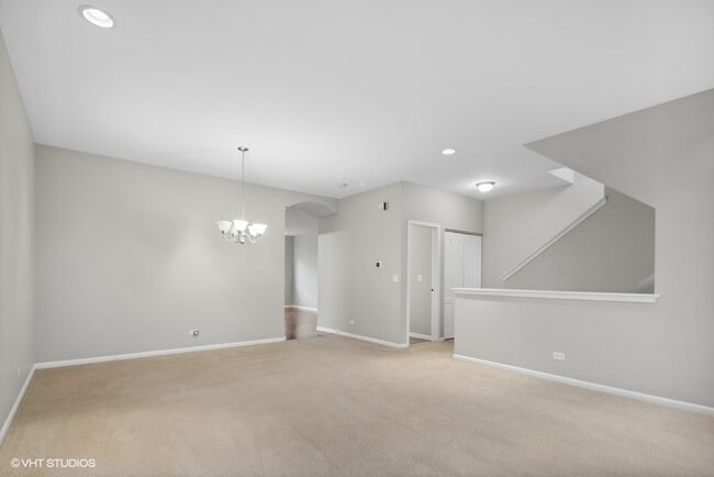 Building Photo - 261 Sype Dr