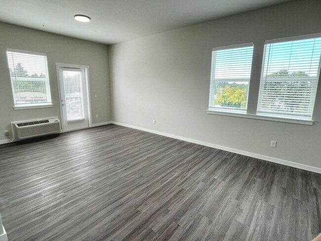 Interior Photo - New Luxury Apartments in South Salem