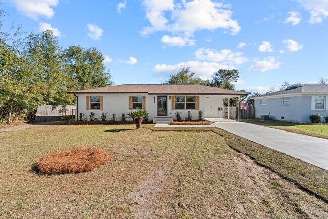 Primary Photo - 1801 Georgia Ct