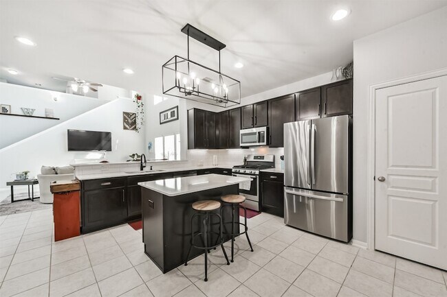 Building Photo - 10018 Chase Ct