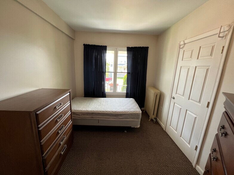 Building Photo - 1104 Cornell St