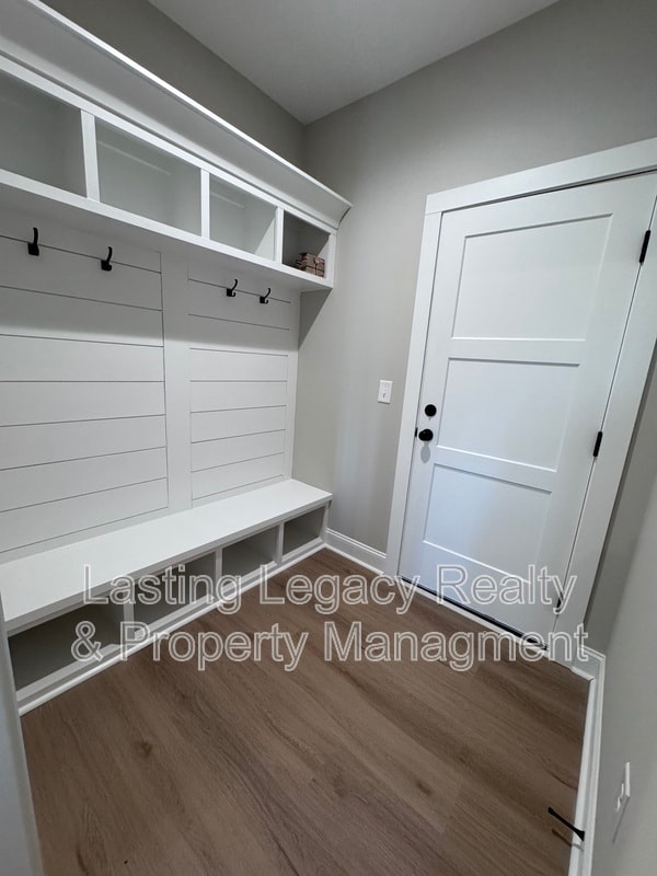 Building Photo - 2566 NC-801