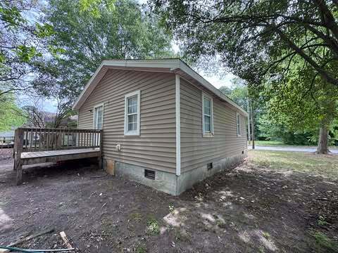 Building Photo - 928 Blount St