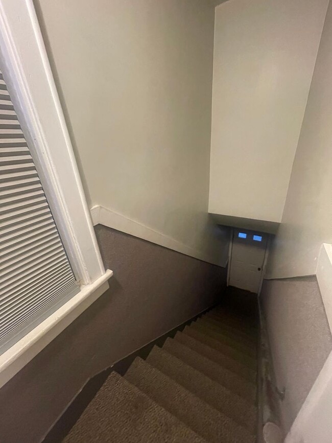 Building Photo - 239-243 Elm St.