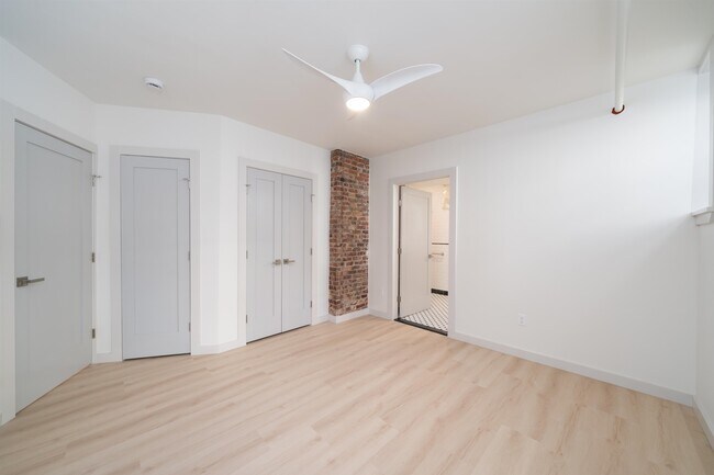 Building Photo - 50 Reservoir Ave