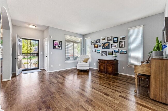 Building Photo - 4172 S Deframe Ct