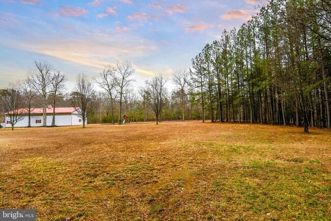 Building Photo - 10049 Meleen Dr