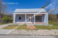 Building Photo - 1121 Sharpes Ln